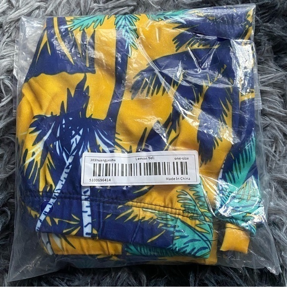 NWOT Men’s Quick Drying Mesh Lining Swim Trunks with Interior Drawstring Medium - Picture 1 of 12